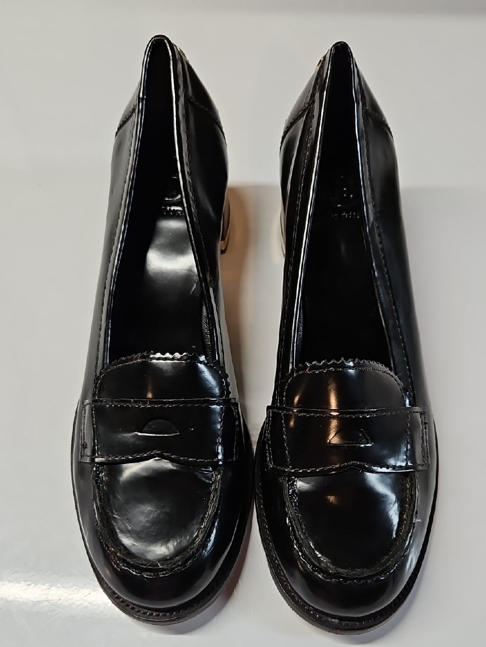 Tory Burch Jessa Black Patent Loafer Chunky Heels  Size 8
